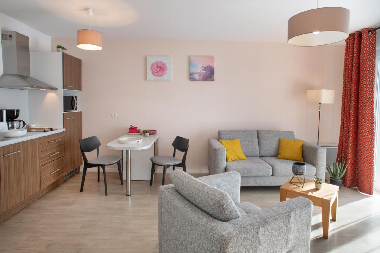 Domitys Les Sables D'Or Aparthotel Villeneuve-le-Roi Exterior photo