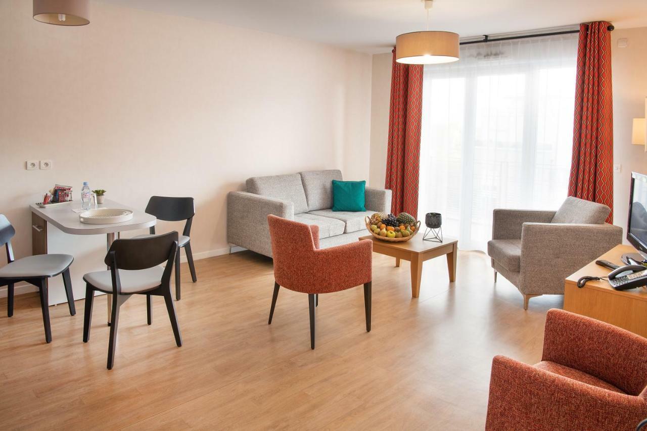 Domitys Les Sables D'Or Aparthotel Villeneuve-le-Roi Exterior photo